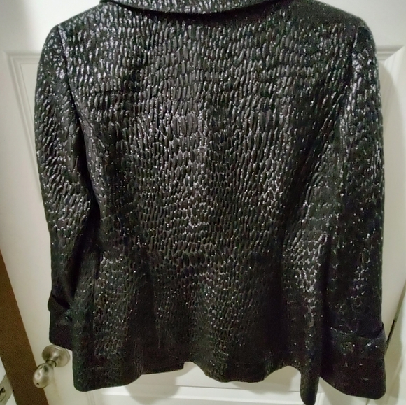 Jacket with attitude - Picture 2 of 4